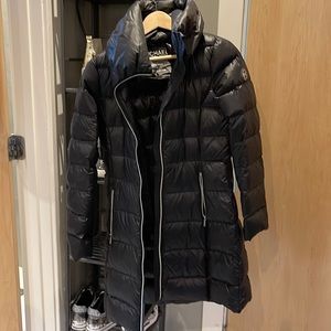 Preowned women’s packable down jacket